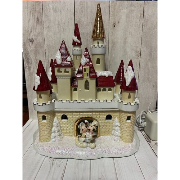 Disney Village Light up Victorian Castle Mickey & Minnie Mouse with Original Box